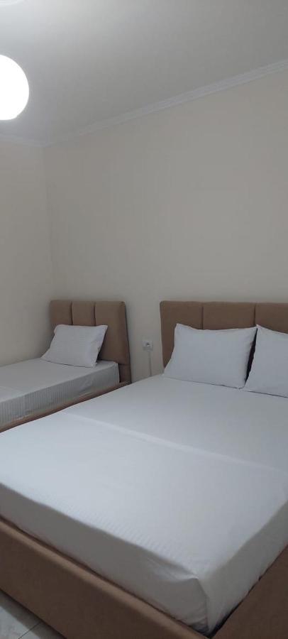 Apartament Teuta Përmet المظهر الخارجي الصورة
