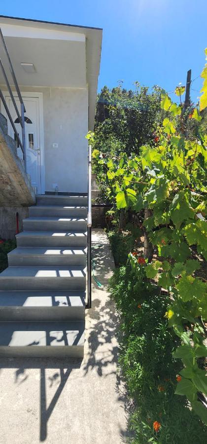 Apartament Teuta Përmet المظهر الخارجي الصورة